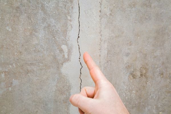 Cost of Cement Crack Repair in Midlothian
