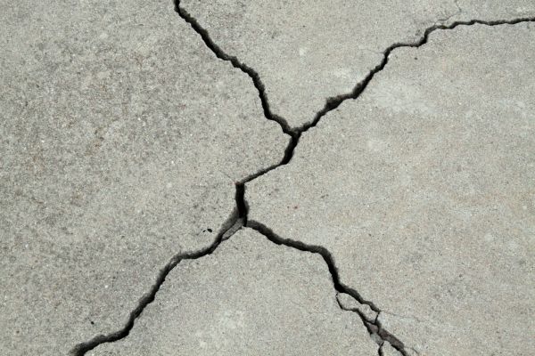 Cost of Cracked Concrete Repair in Midlothian