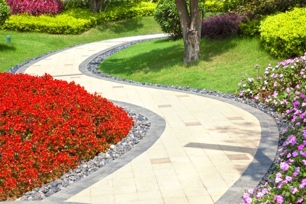 Cost of Garden Walkway Repair in Midlothian